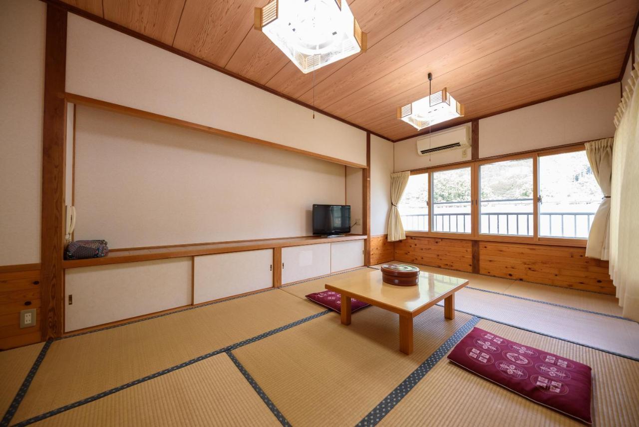 Minshuku Tsutaya Yufu Exterior foto